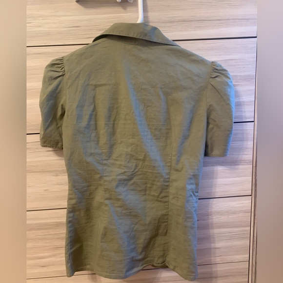 Button down top - Picture 5 of 7